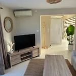 Filoxenia City Apartment